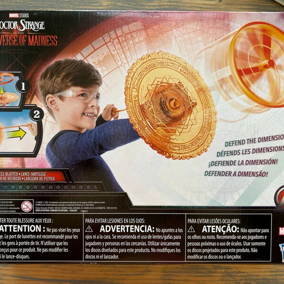 Dr. Strange Toy Magic - Picture 2 of 3